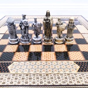 Luxury chess pieces set