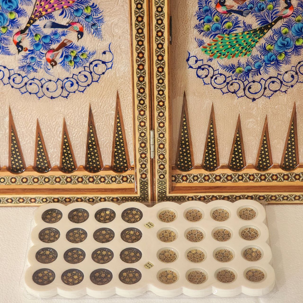 backgammon