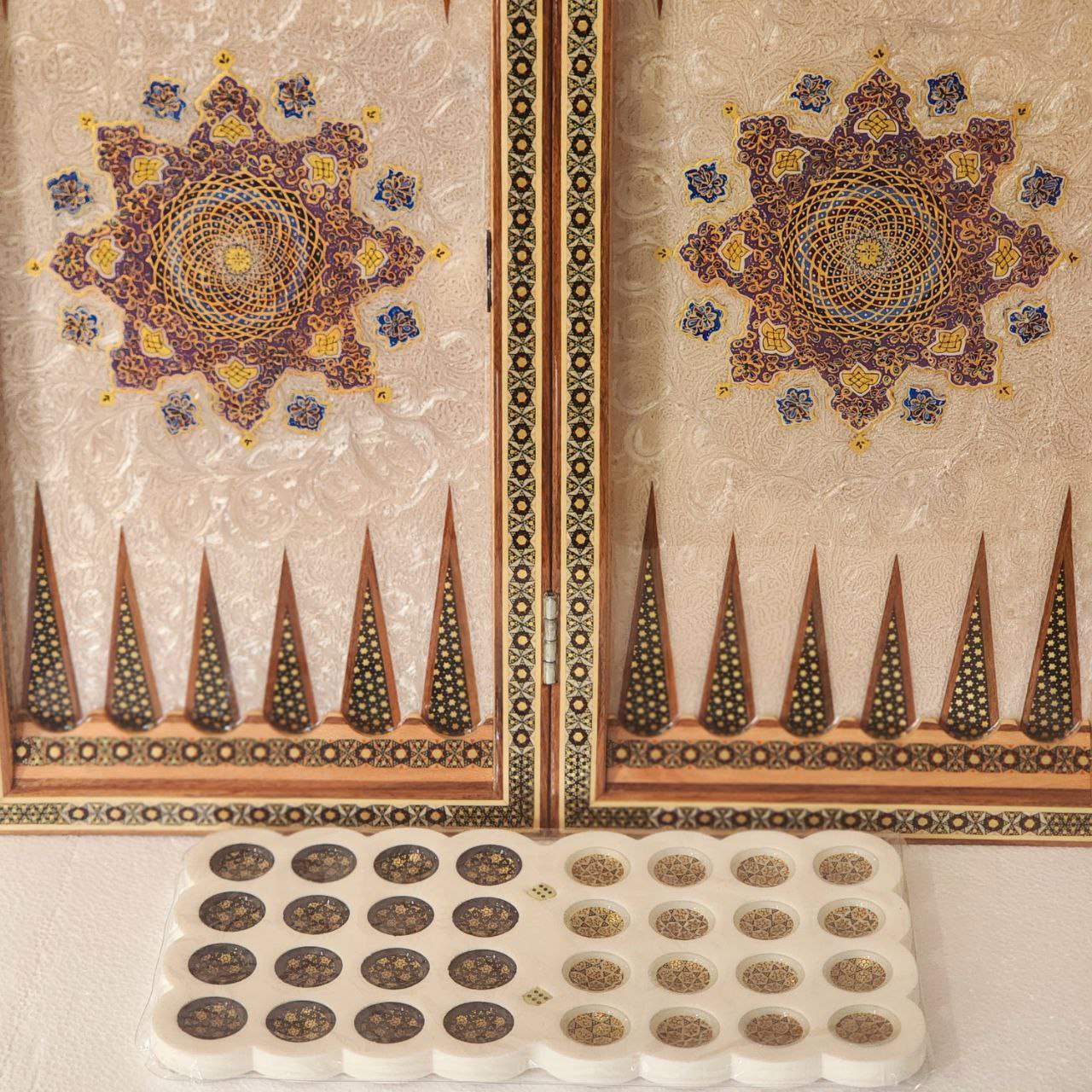backgammon